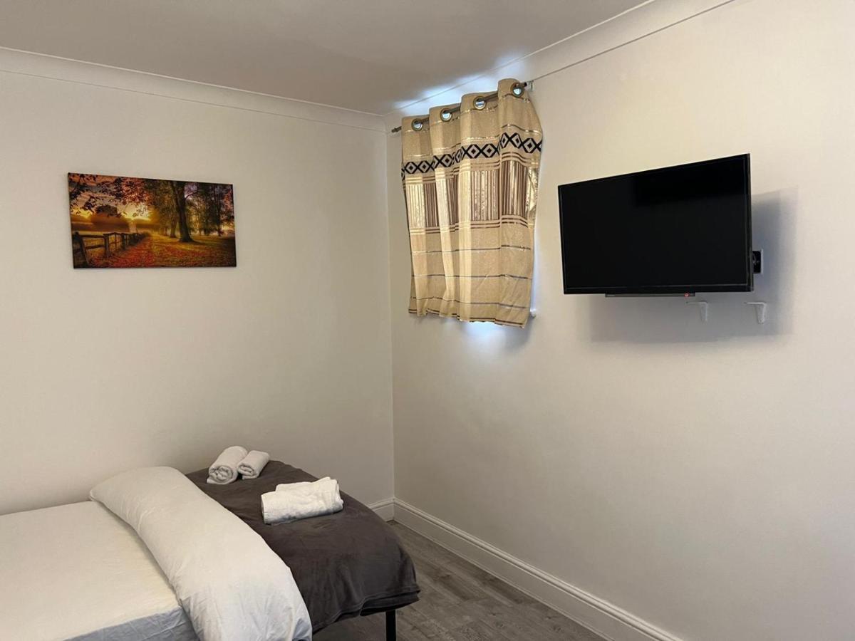 דירות לונדון F4-Ground Floor Studio Fits 3 Near Paddington מראה חיצוני תמונה